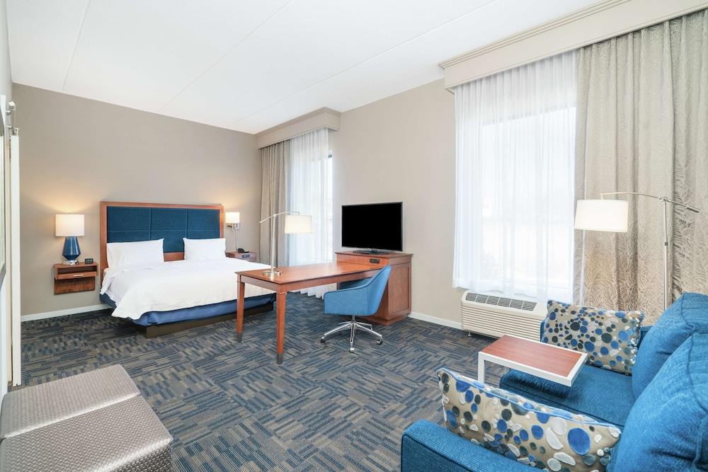 Hotel Hampton Inn & Suites Newburgh Stewart Airport, Ny 3*