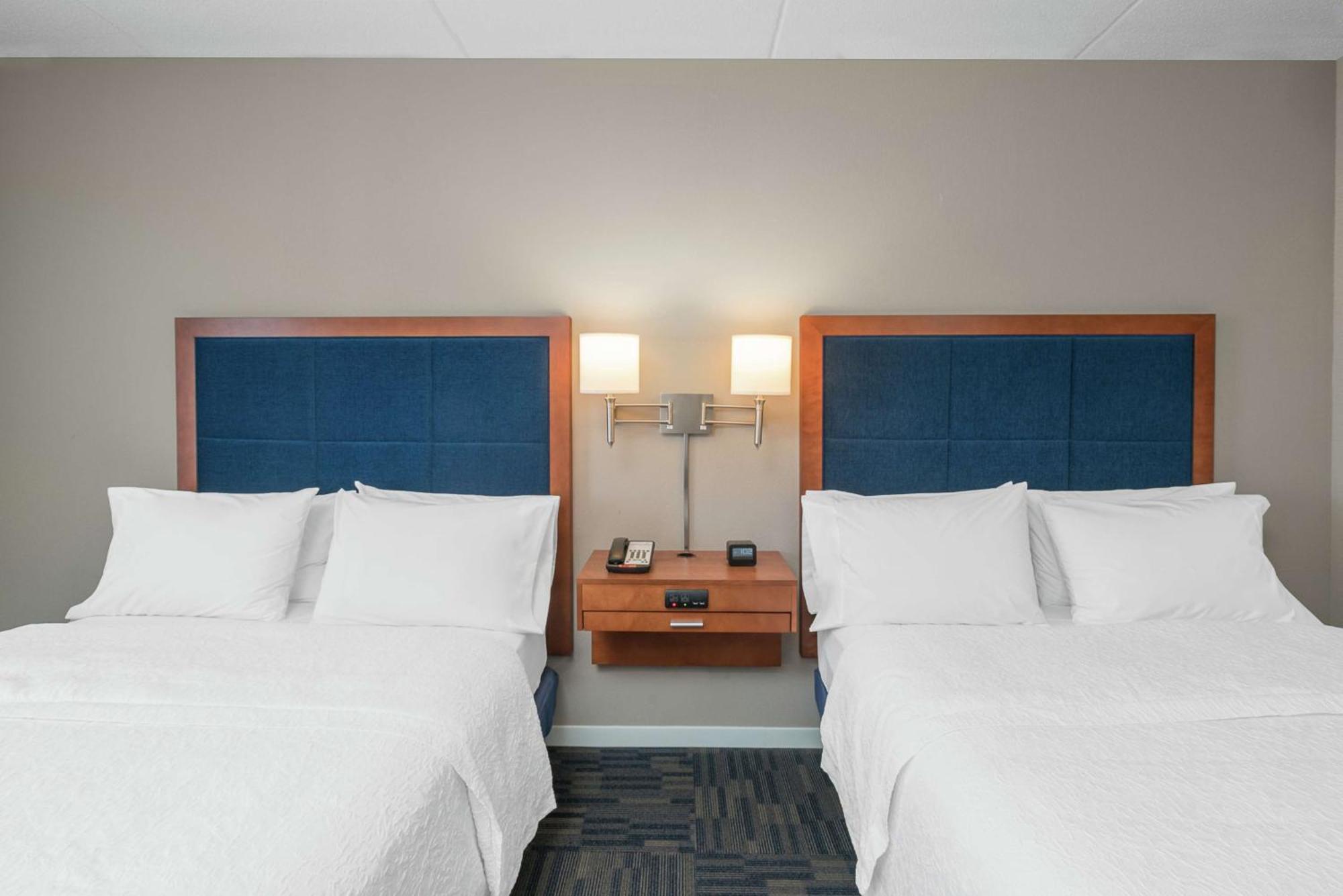 Hampton Inn & Suites Newburgh Stewart Airport, Ny