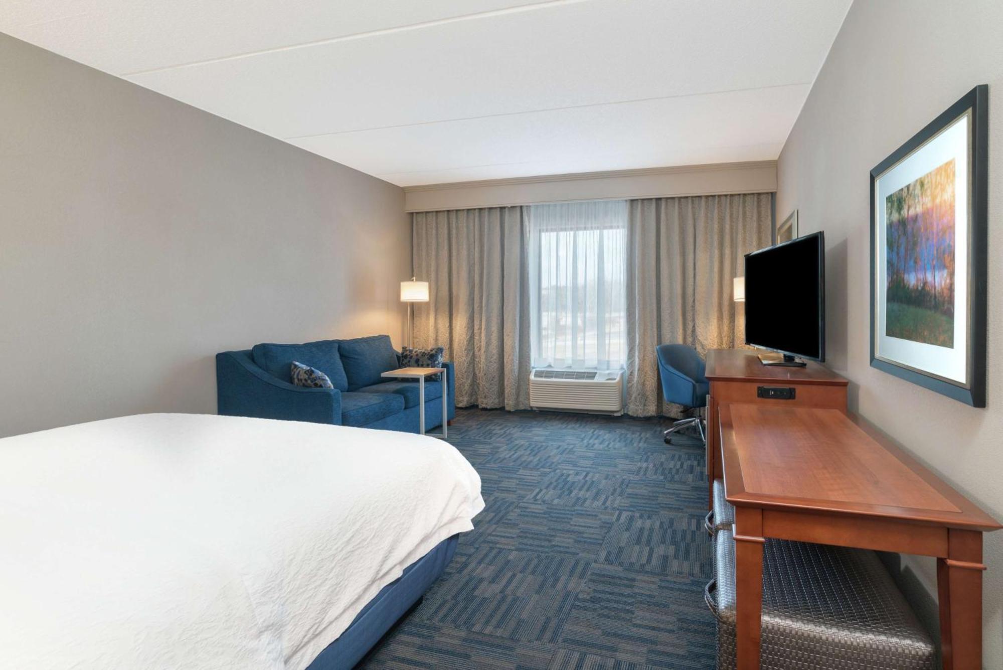 Hampton Inn & Suites Newburgh Stewart Airport, Ny 3*